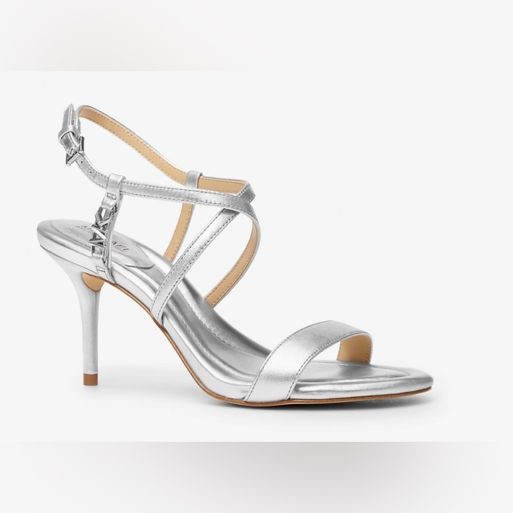 Michael Kors Metallic Silver Leather Sandals – Size 9 – Brand New